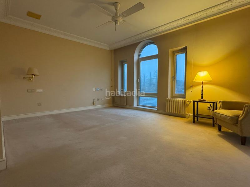 Foto 1d94d0ae-9284-4f7e-8ab7-8543dc1d20fc. Maison avec chauffage parking piscine dans Avenida Madrid Logroño