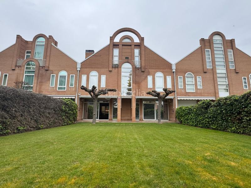 Foto 64db4178-bcaa-4cbb-af73-3915f159da03. Maison avec chauffage parking piscine dans Avenida Madrid Logroño