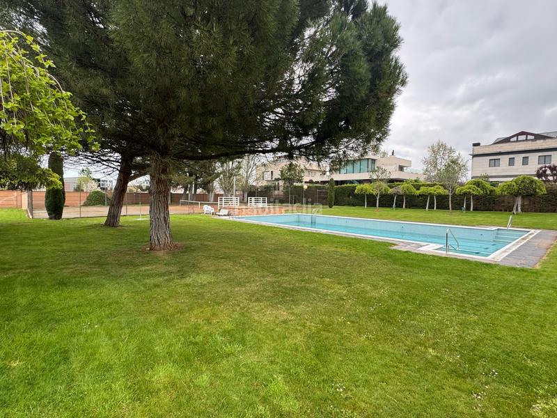 Foto 8eca8d9d-c640-40c2-ad1d-1eb50b4230ed. Maison avec chauffage parking piscine dans Avenida Madrid Logroño