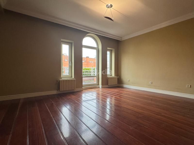 Foto 8efa0b07-9ded-4889-a698-633a15015e26. Maison avec chauffage parking piscine dans Avenida Madrid Logroño