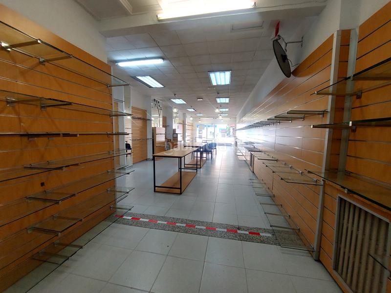 Foto a7730a92-0386-4774-a285-3baf061e74cc. Location local commercial dans Gran Via Logroño