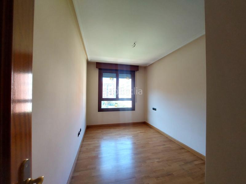 Foto 44bb3216-3260-49a8-bc61-dfb468762b5b. Appartamento con riscaldamento parcheggio piscina in Logroño