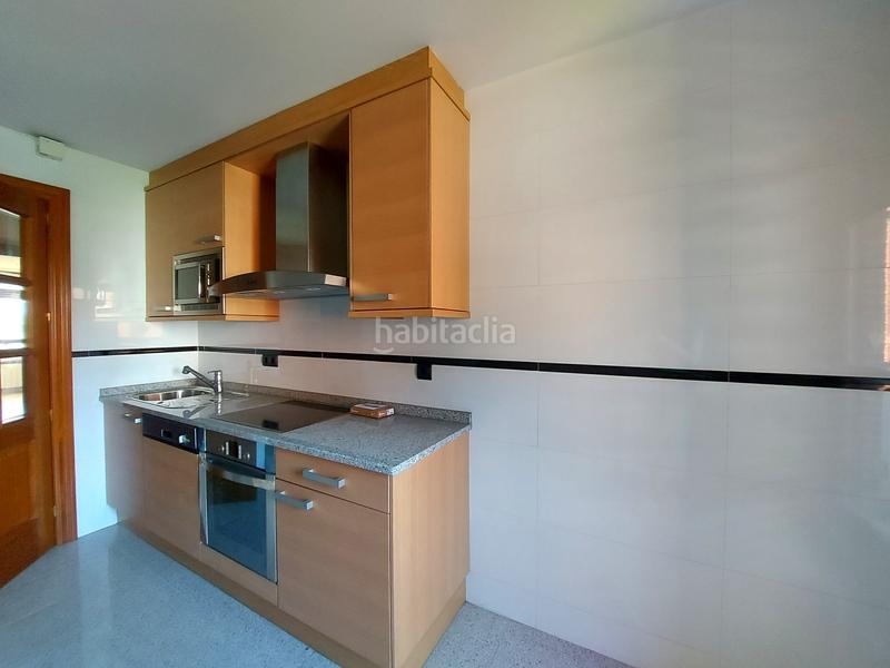 Foto 550065a4-a08e-4fa4-8493-b7ef39363667. Appartamento con riscaldamento parcheggio piscina in Logroño