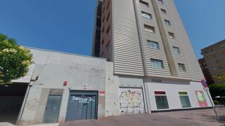 Aparcament cotxe  Logroño - calle albia de castro. Oportunidad. garaje céntrico junto a solidaridad a 600 metros de