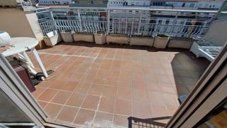 Àtic  Logroño - gran vía juan carlos i. Ático de 142,88 m en gran vía de logroño con terraza de 22,88 m.