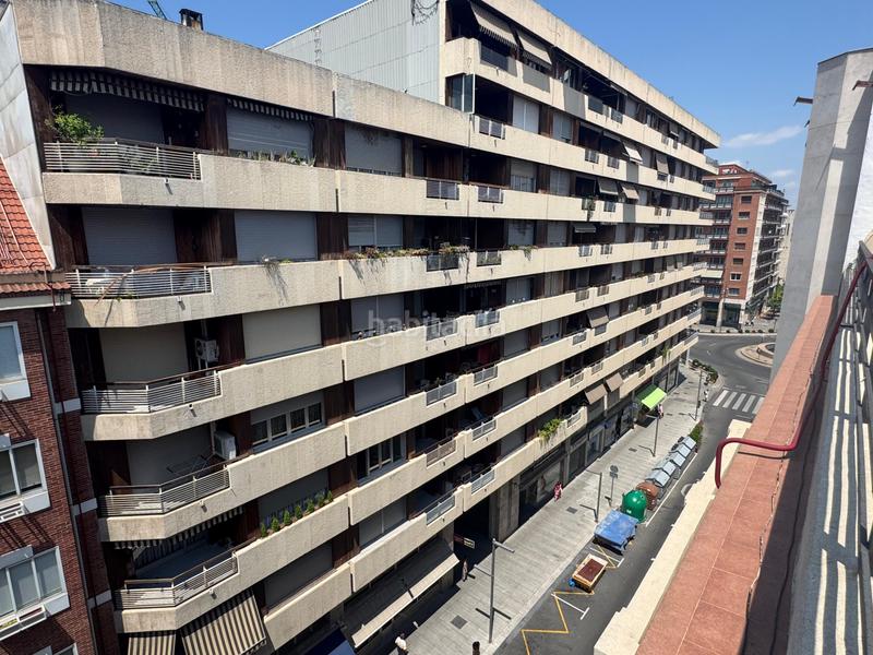 Foto f92af95b-6bcd-4c7d-b4ff-a12d0b190826. Ático  con gran terraza en república argentina junto a gran vía . en Logroño