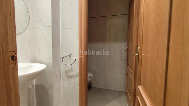 Foto 09d2ab34-c94d-4161-8d01-25bb61ed1809. Alquiler local comercial local en calle peatonal acondicionado como peluquería. en Logroño