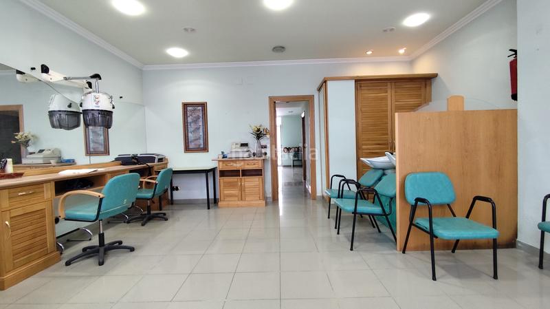 Foto 5ad2ec9f-f53e-4a40-834d-ea61eb529711. Location local commercial dans Gran Via Logroño