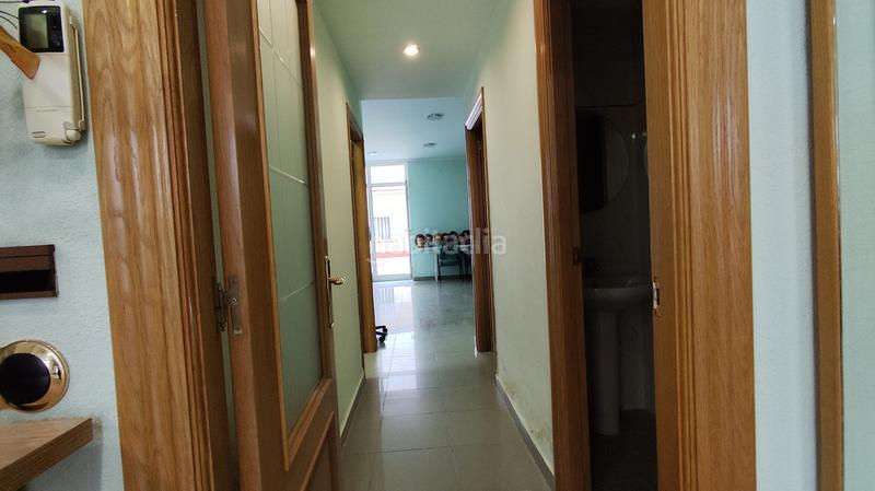 Foto bee77065-6580-49c7-b3fb-9eac723a62d5. Location local commercial dans Gran Via Logroño
