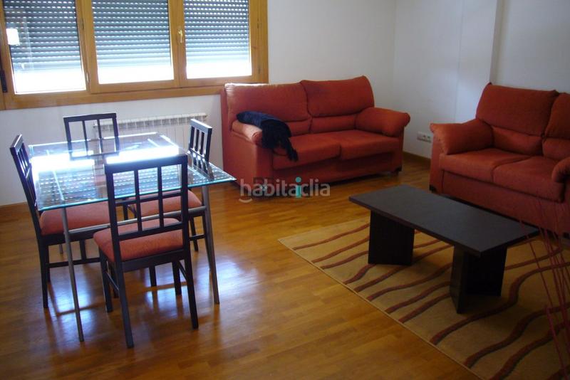 Foto 6a2b411f-7e35-49ea-837b-2661a77bd7a3. Alquiler piso apartamento luminoso , con piscina en paseo del prior con terraza, piscina y zona comunitaria .. en Logroño
