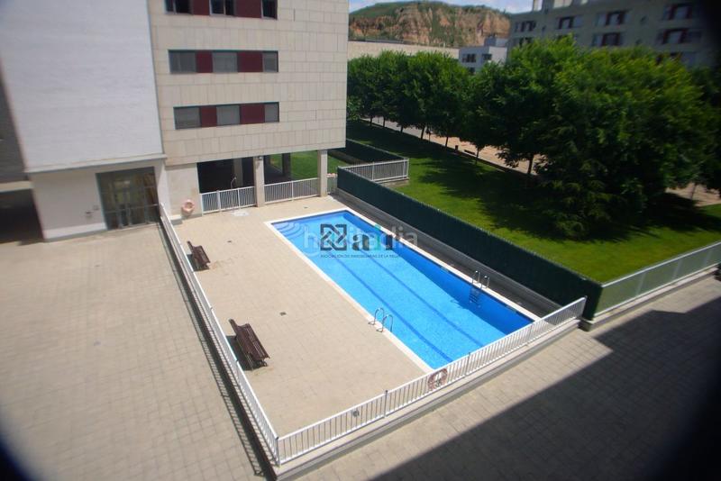 Foto 97c349f9-66f5-4b3f-874d-a2b2a5019a4b. Alquiler piso apartamento luminoso , con piscina en paseo del prior con terraza, piscina y zona comunitaria .. en Logroño