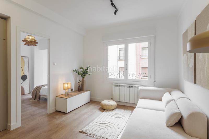 Foto 4fa4f694-a04c-4a35-9478-9fda3d63af16. Piso apartamento totalmente reformado muy céntrico junto a vara de rey . en Logroño