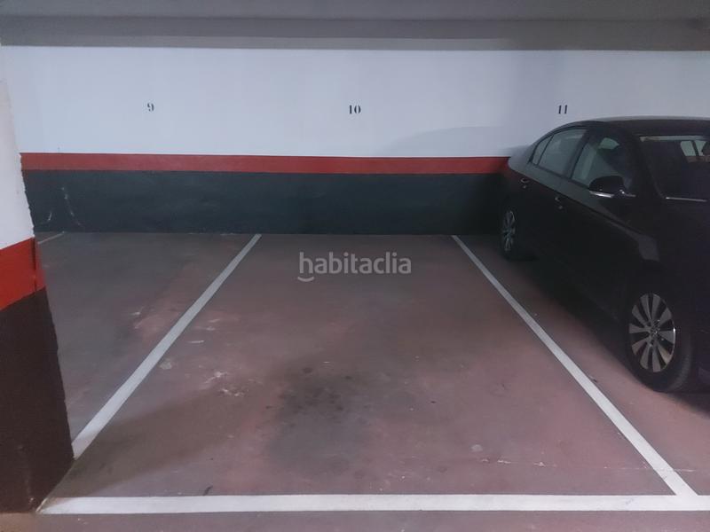 Foto 999b9b72-f295-42c7-be1c-5ec996960fa8. Alquiler piso vivienda de 3 dormitorios ,sin amueblar, en club deportivo con garaje y zona comunitaria con piscina . en Logroño