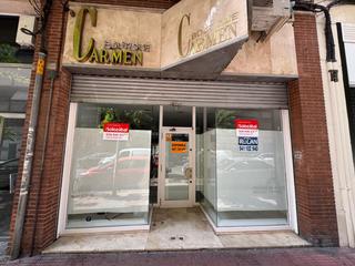 Local commercial  Logroño - vitoria. Local preparado como tienda en calle vitoria de logroño