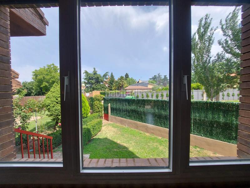 Foto 44ef8eea-be5a-4dd8-99a9-9735901d3bac. Casa con riscaldamento parcheggio in Avenida Madrid Logroño