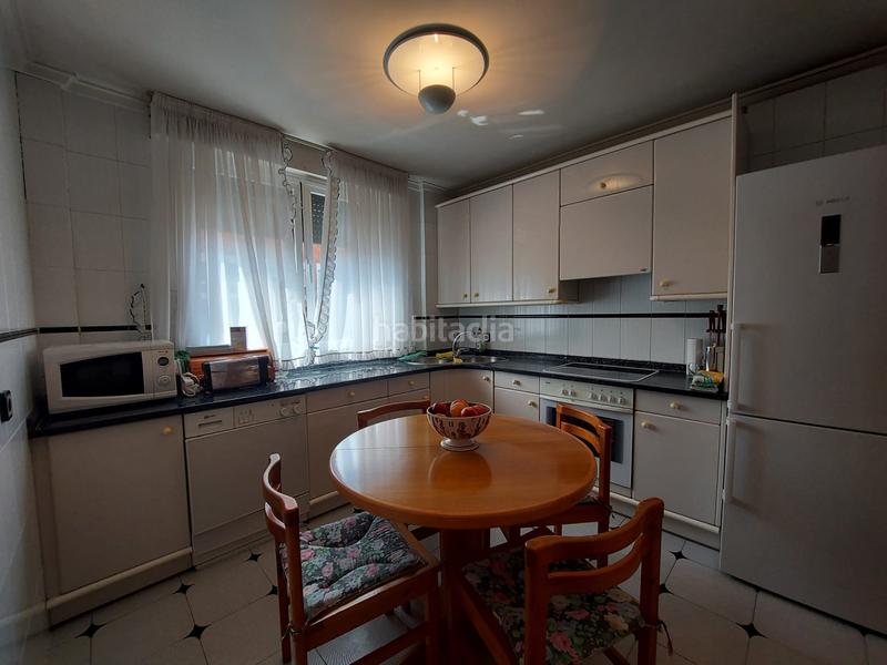 Foto 67a3cae6-e588-40b7-9b30-da291b817e5e. Casa con riscaldamento parcheggio in Avenida Madrid Logroño