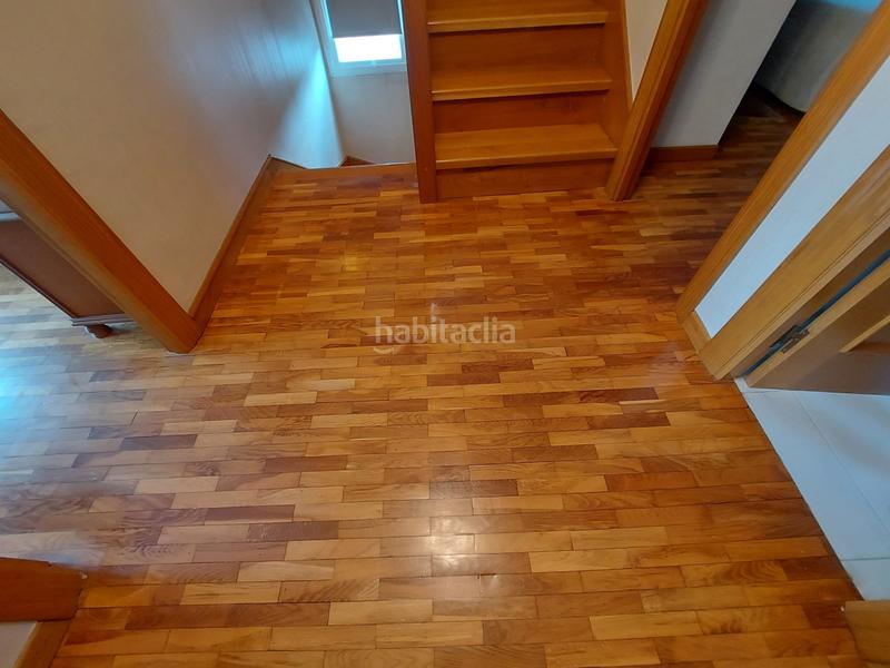 Foto b9bcb661-eb15-4304-9074-c2a98e0190d3. Casa con riscaldamento parcheggio in Avenida Madrid Logroño