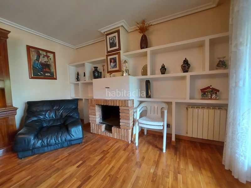 Foto 472496de-3487-4763-9bb2-92ae221a7fd6. Casa amb calefacció aparcament a Avenida Madrid Logroño