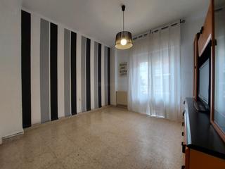Appartement  Logroño - doctor múgica. Piso con cédula de habitabilidad favorable  de 3 dormitorios y 1