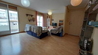 Flat  Logroño - somosierra. Apartamento sin ascensor de 2 habitaciones y un baño junto al pa