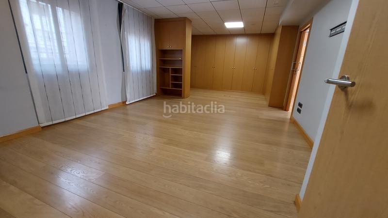 Foto d4c7e1f5-4dcd-48c2-b697-ef35814d7680. Alquiler oficina s en gran vía , totalmente reformadas. en Logroño