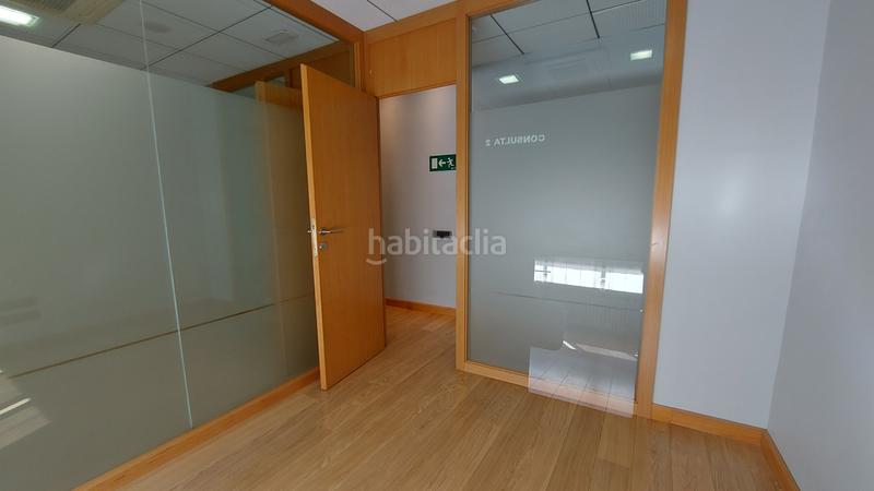 Foto 8a6adec2-efee-4f12-ab83-6bcbbccd2df4. Miete büro mit heizung in Gran Via Logroño