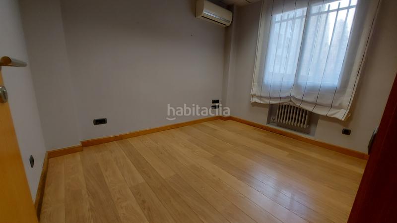 Foto c2eb001c-d759-421d-aec9-1a21eec42698. Miete büro mit heizung in Gran Via Logroño