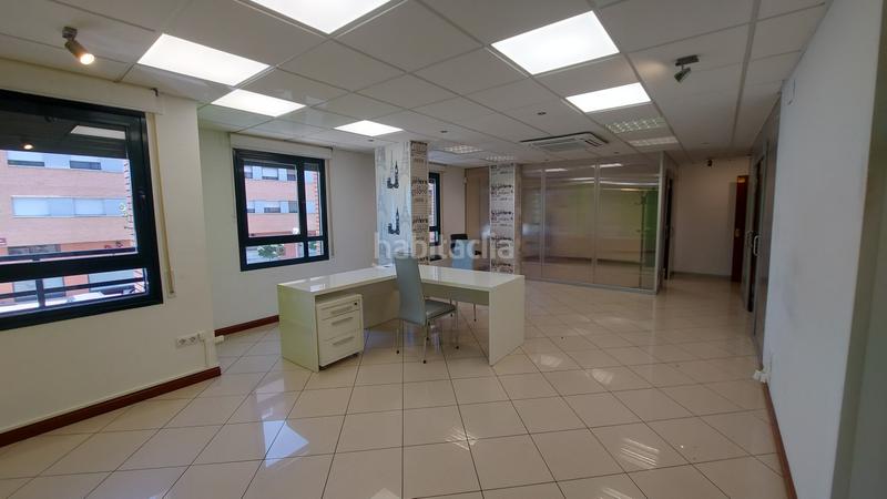 Foto 696e357c-eb0e-4082-a77a-b5bee914b1bf. Location bureau avec chauffage parking dans Cascajos - Piqueras Logroño