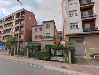 Edifici  Logroño - piqueras. Edificio en venta en logroño, zona hospital san pedro.