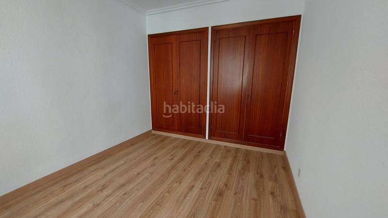 Foto 34f63f4a-f3b4-485a-a2cb-802630db0757. Piso vivienda en pérez galdós con 4 dormitorios, 2 baños, garaje y trastero. en Logroño