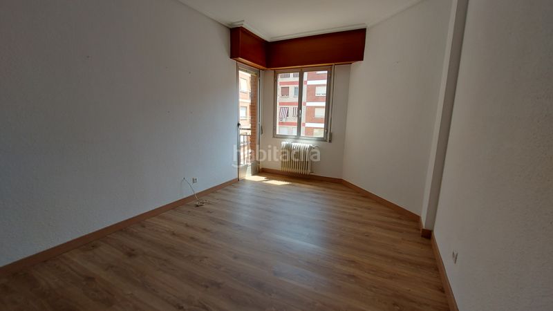 Foto dfbe7726-15bd-43a2-9d1f-b0310d085296. Pis amb calefacció a Juzgados Logroño