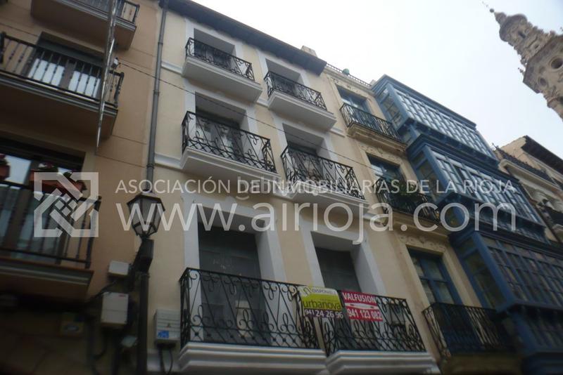 Foto 5adb85f7-d899-41eb-8423-9dbdbc1c6271. Location local commercial dans Casco Antiguo Logroño