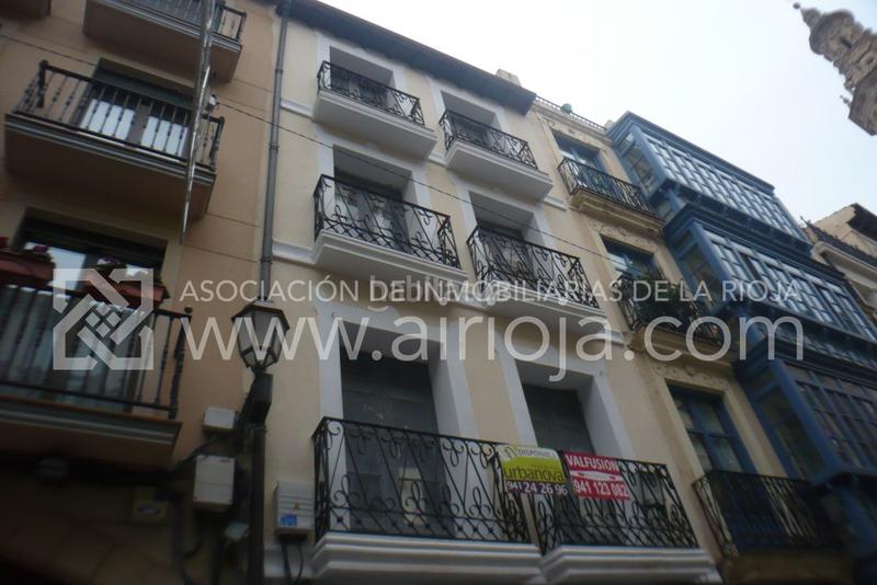 Foto c6617bf7-38ef-4b1c-a333-a9b37ef9ef34. Location local commercial dans Casco Antiguo Logroño