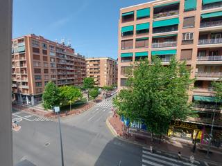 Appartement  Logroño - pio xii. Piso 4 dormitorios. 2 baños. exterior. espacioso balcón. para re