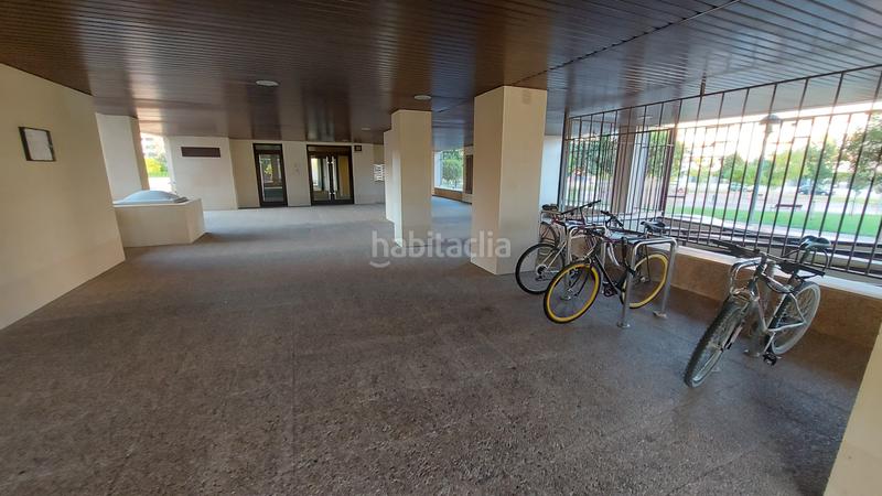 Foto 07f80e69-063b-48c3-9d61-526e09484f3c. Pis amb calefacció aparcament piscina a La Cava - Fardachón Logroño