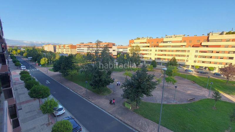 Foto 39bc0597-39b9-4fd2-8526-90d9a26c167c. Pis amb calefacció aparcament piscina a La Cava - Fardachón Logroño