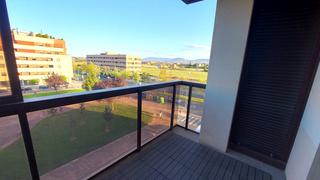 Pis  Logroo - picos de urbin. Apartamento, tercero, con terraza y con vistas a parque picos de