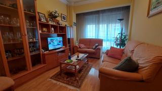 Flat  Logroño - somosierra. Vivienda en el centro de logroño, 3 dormitorios, salón, cocina,
