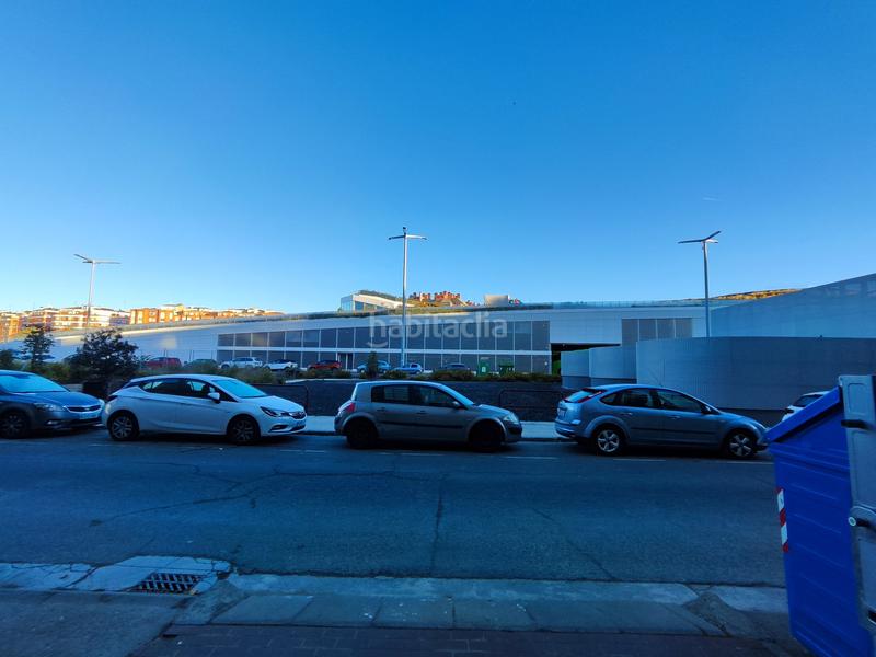 Foto 4886f3aa-ae6a-430e-844b-e8e3ad628862. Parking voiture dans Cascajos - Piqueras Logroño