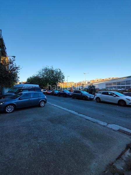 Foto bff5dcf5-6fa1-40e9-b976-c1353988e22d. Parking voiture dans Cascajos - Piqueras Logroño