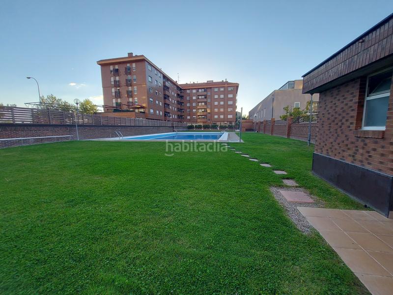 Foto 9f2d5e5f-ede6-482b-9f80-10ddd245cdc2. Location appartement avec chauffage parking piscine dans Logroño