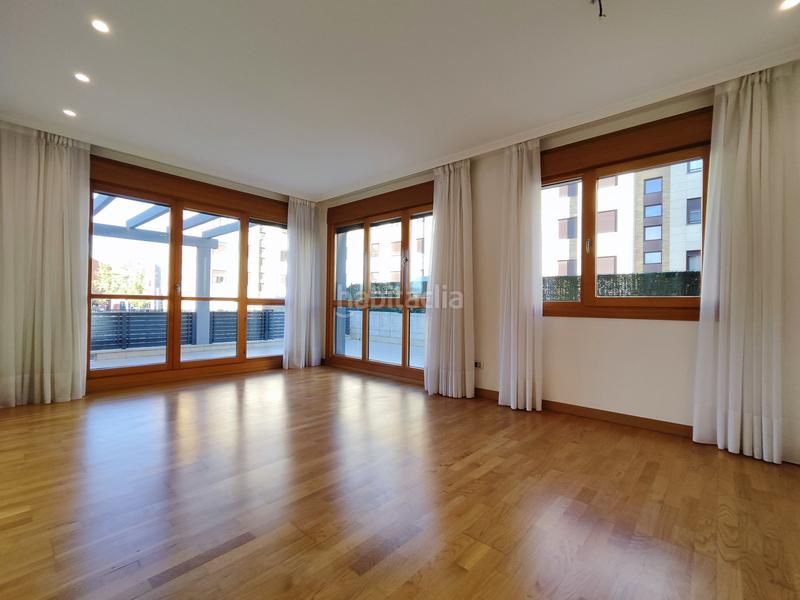 Foto 28806641-3513-4404-8173-581eab0e2eae. Pis amb calefacció aparcament piscina a La Cava - Fardachón Logroño