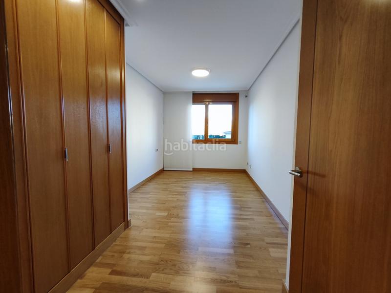 Foto 51980a4d-9edb-49bd-9390-728e4453e436. Pis amb calefacció aparcament piscina a La Cava - Fardachón Logroño