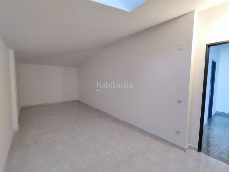 Foto c242231e-fa82-4953-914e-fe06b7e0c39d. Pis amb calefacció aparcament piscina a La Cava - Fardachón Logroño