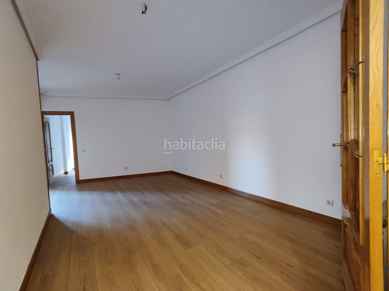 Foto 4fae0140-a132-44f7-975a-ae826c214823. Pis amb calefacció a Juzgados Logroño