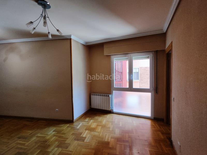 Foto 54b470a8-b494-45d3-b966-3a95e019851b. Etagenwohnung mit heizung in Juzgados Logroño