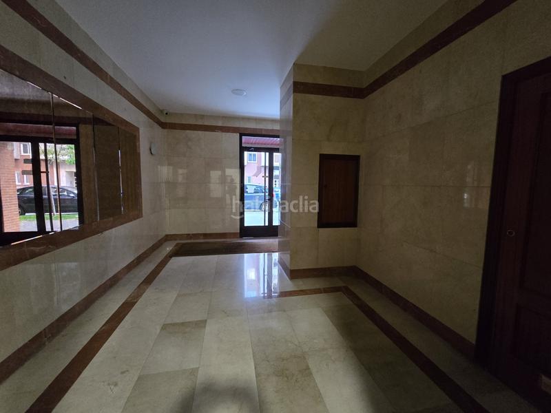 Foto 3ddf4fb3-a2e0-48f1-bb2a-48b5251883c3. Lloguer pis amb calefacció aparcament piscina a Cascajos - Piqueras Logroño