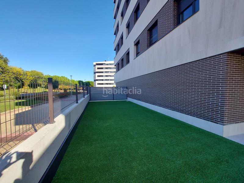 Foto bf8699b3-fc79-4f3d-be63-c4fa29e05e53. Lloguer pis amb calefacció aparcament piscina a San Adrián Logroño