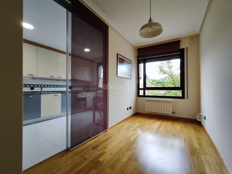 Foto 311fecfb-1496-4d30-bb57-00819f93a77b. Pis amb calefacció aparcament piscina a La Cava - Fardachón Logroño