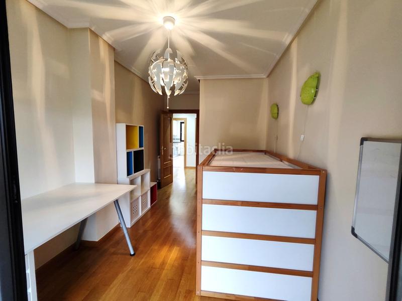 Foto ab5e096c-631b-4ca1-8528-3e1a2d2b4588. Pis amb calefacció aparcament piscina a La Cava - Fardachón Logroño